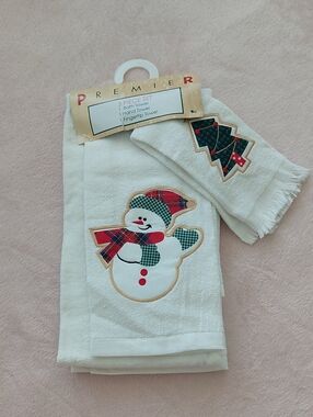 PREMIER brand 3-piece Holiday Bath Towel Set NWT